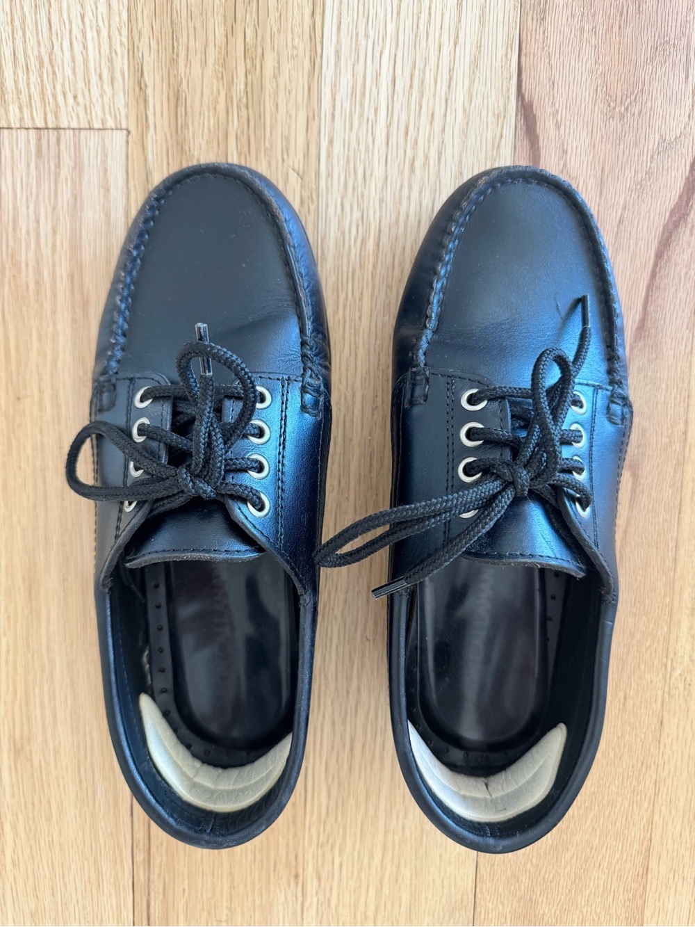 Caron Callahan Black Leather Lace-Up Flats Baxter Boat shoes